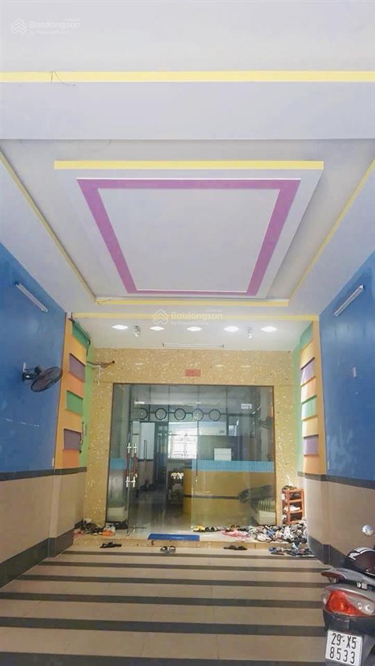 Nhà đường lý nam đế, gần chợ bình tân. vị trí kinh doanh nhộn nhịp