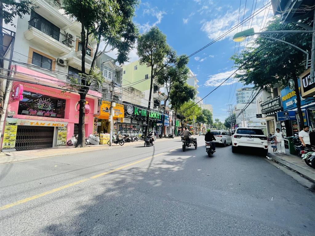 Nhà đường nguyễn thị minh khai, vị trí đắc địa trung tâm phố. gần quảng trường 2/4