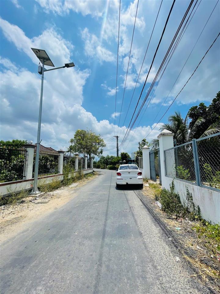 Đất vườn mặt tiền đường nhựa suối tiên