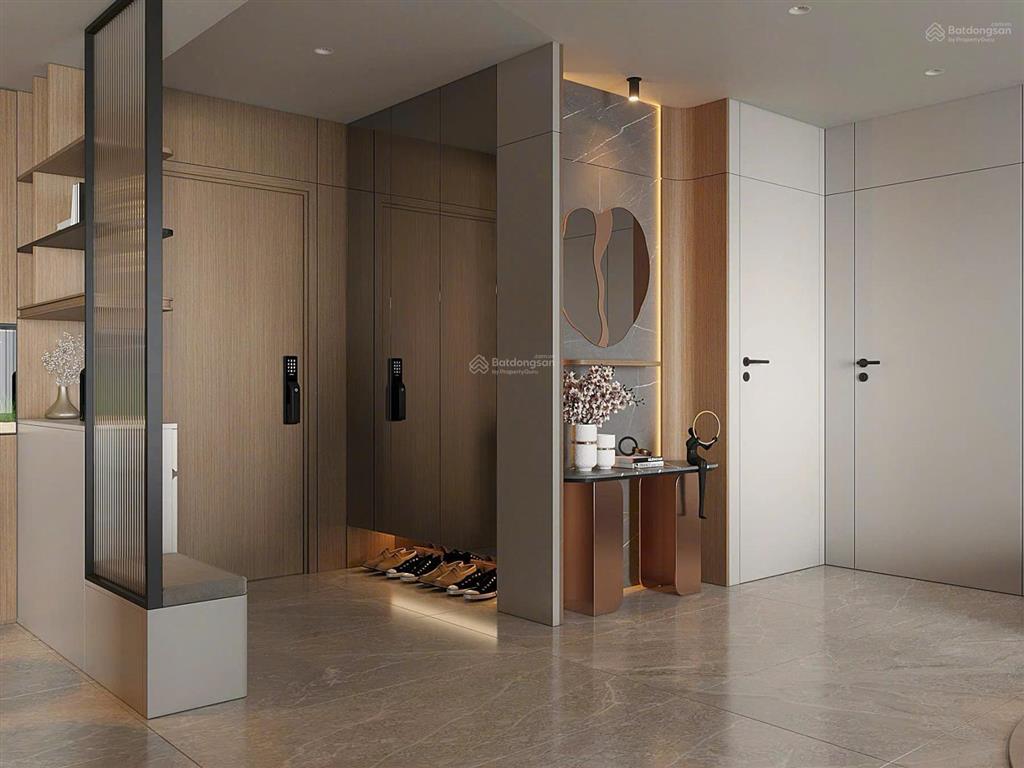 Chính chủ chuyển công tác cần bán căn hộ cao cấp 123,5m2 tại cc golden palm 2pn2vs, giá 18,5 tỷ