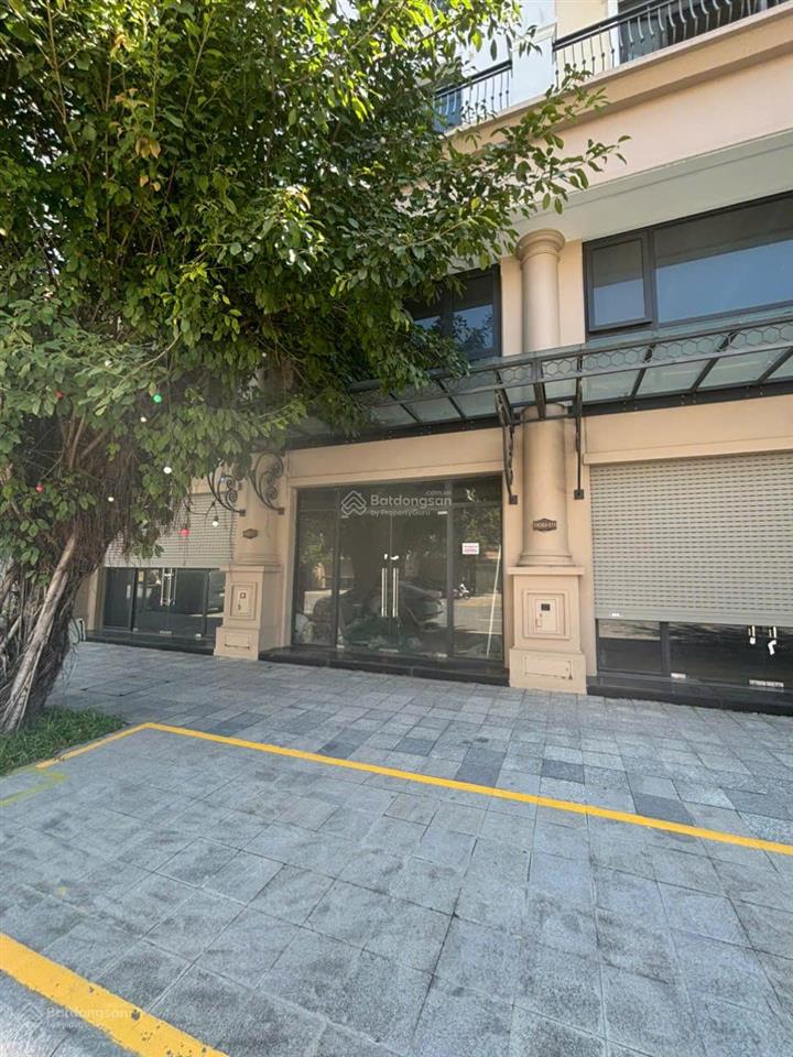 Hot hot!!! bán nhanh mặt phố đường đại dương 80m2, kinh doanh thuận lợi. giá 11 tỷ.  0917 854 ***