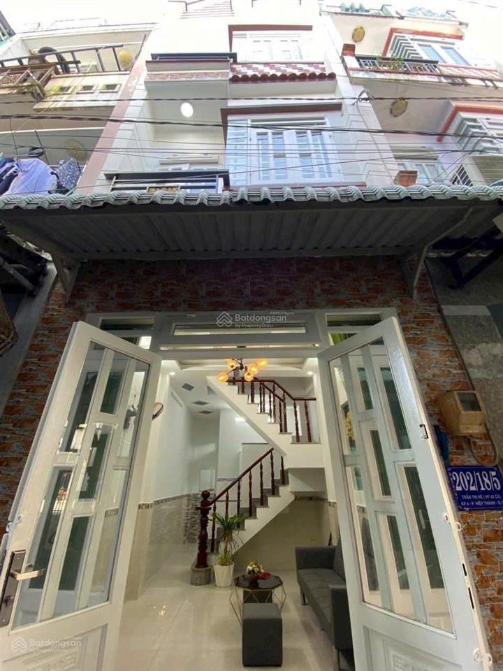 Nhà quận 12 giá chỉ 1 tỷ 870  1 trệt 2 lầu  4pn,  gần chợ & trường học