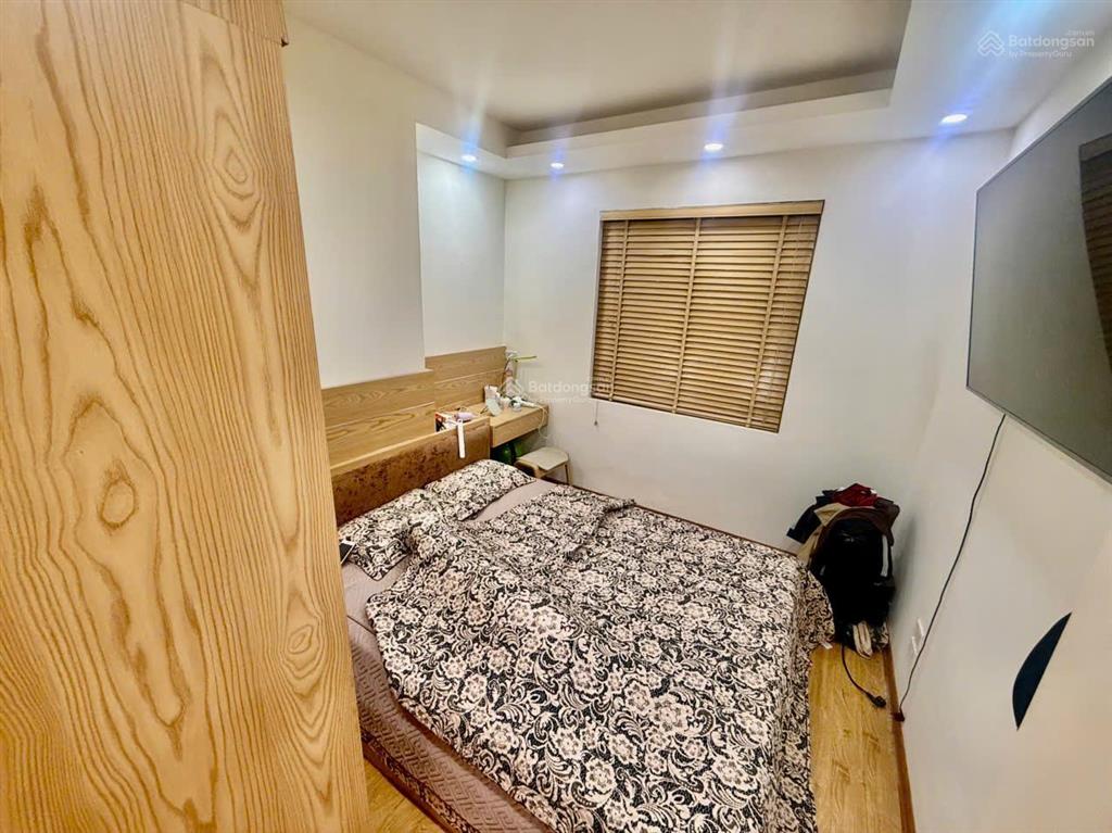 Bán căn hộ 68m² 2pn full nội thất cao cấp, ban công thoáng mát