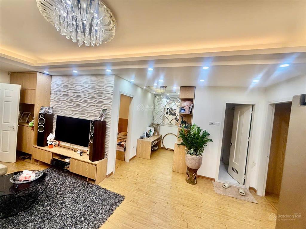 Bán căn hộ 68m² 2pn full nội thất cao cấp, ban công thoáng mát