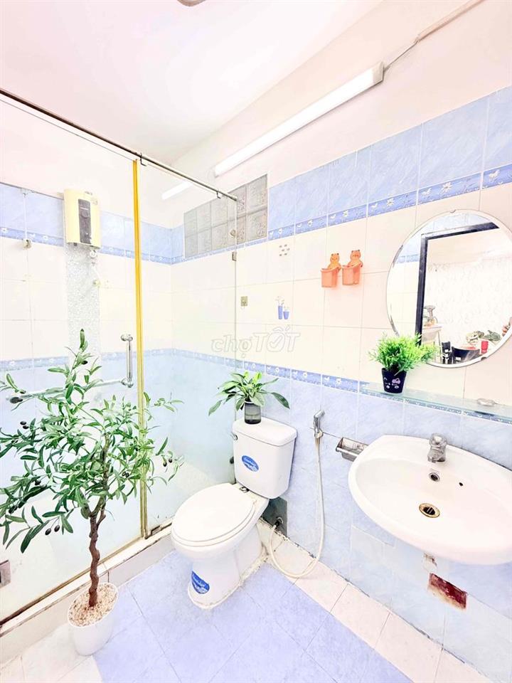 Căn hộ dịch vụ 2PN Bình Thạnh Chu Văn An trống sẵn