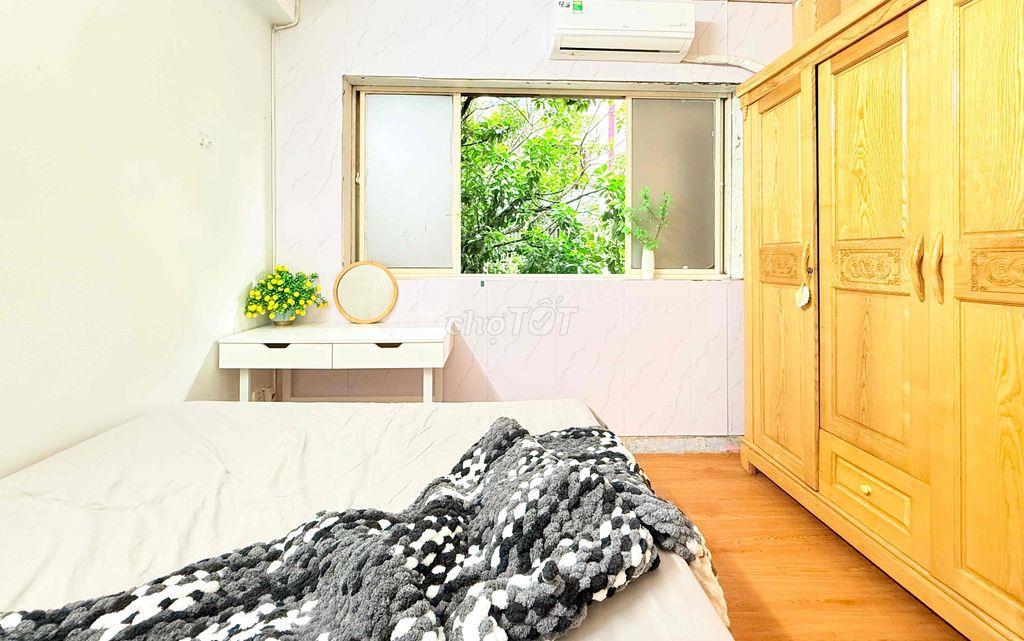Căn hộ dịch vụ 2PN Bình Thạnh Chu Văn An trống sẵn