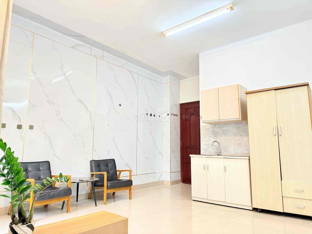 CĂN HỘ BAN CÔNG FULL NỘI THẤT - CỘNG HÒA, TÂN BÌNH - GIÁ TỐT