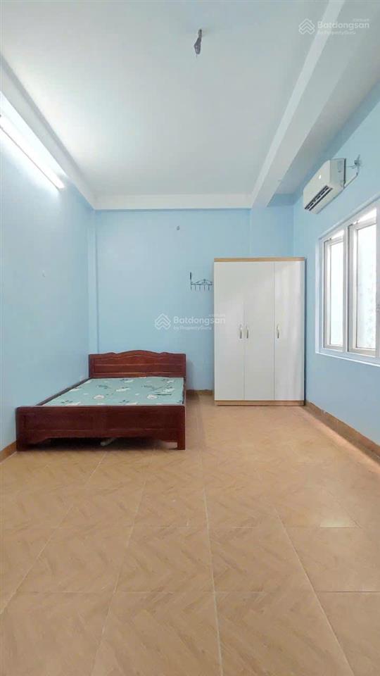 3,2tr phòng studio 30m2 full đồ cửa sổ thoángngõ 230 mễ trì thượng