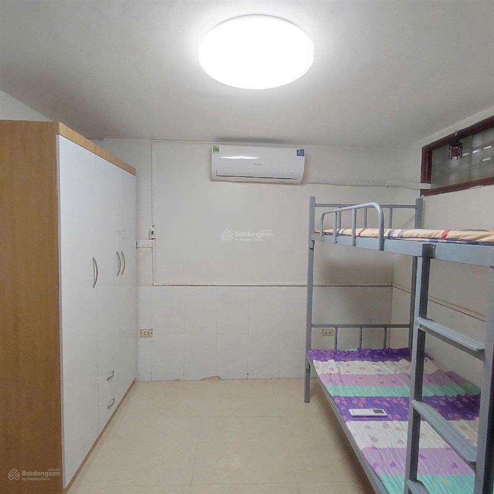 3,2tr phòng studio 30m2 full đồ cửa sổ thoáng ngõ 230 mễ trì thượng ở được luôn