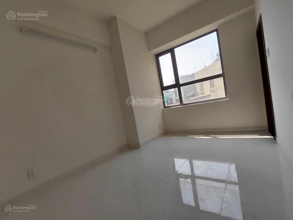 Cho thuê căn hộ green river 3pn  dt 80m2, nhà trống ở ngay, cc đầy đủ tiện ích.  0906 699 ***