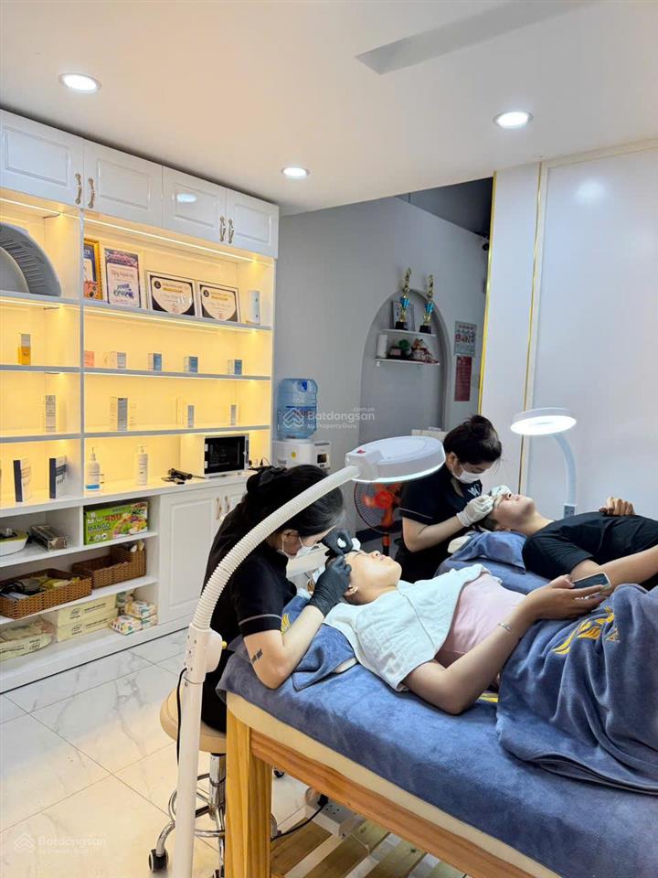 Cho thuê nguyên căn mặt tiền cư xá bình thới, p8, quận 11. 1 trệt 2 lầu, sân thượng. kd mọi ngành