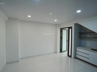 Nhà đẹp nội thất gỗ ngay an phú đông hxh cho thuê gấp chỉ 6 tr/tháng, xách valy vào ở ngay