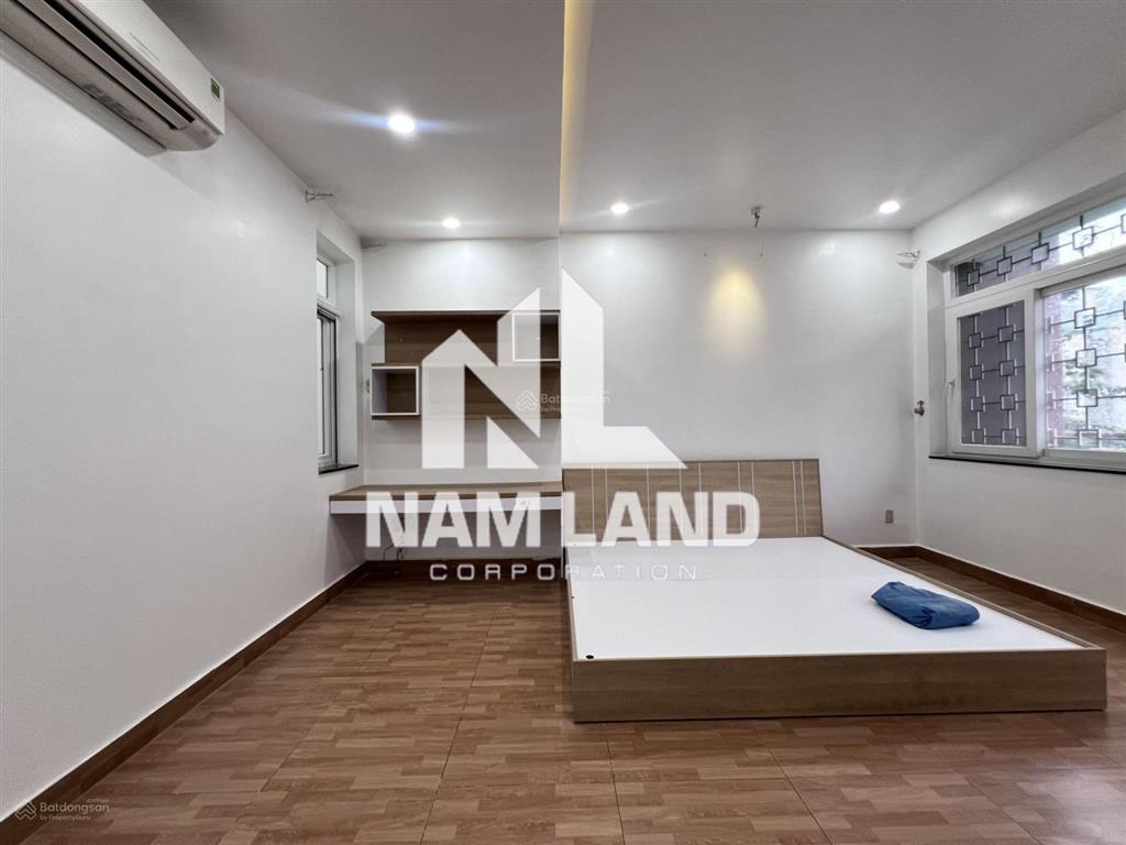 Cho thuê nhà hướng đông gara 3 lầu 4 phòng có nội thất để ở gia đình, văn phòng kết hợp tại an phú