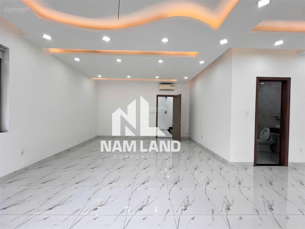 Cho thuê nhà mới 4 tầng 5 phòng gần đường liên phường, phước long b hướng đông nam để ở, văn phòng