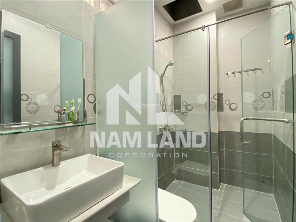 Cho thuê nhà gara 3 lầu 5 phòng trên đường 52 kdc văn minh an phú, gần sông sài gòn