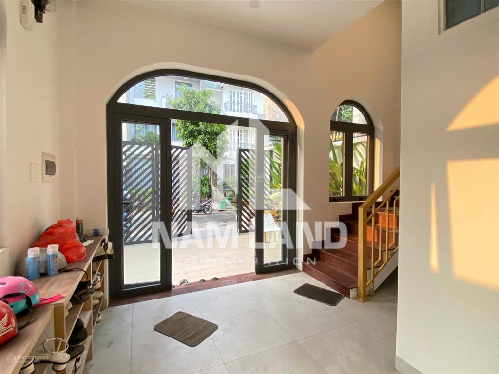 Cho thuê nhà gara 3 lầu 5 phòng trên đường 52 kdc văn minh an phú, gần sông sài gòn