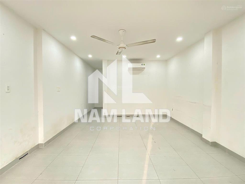 Cho thuê nhà gara 3 lầu 5 phòng trên đường 52 kdc văn minh an phú, gần sông sài gòn