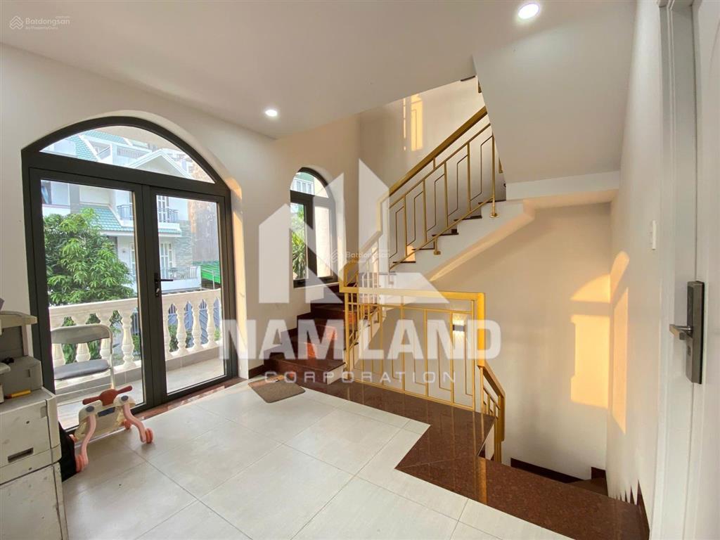 Cho thuê nhà gara 3 lầu 5 phòng trên đường 52 kdc văn minh an phú, gần sông sài gòn