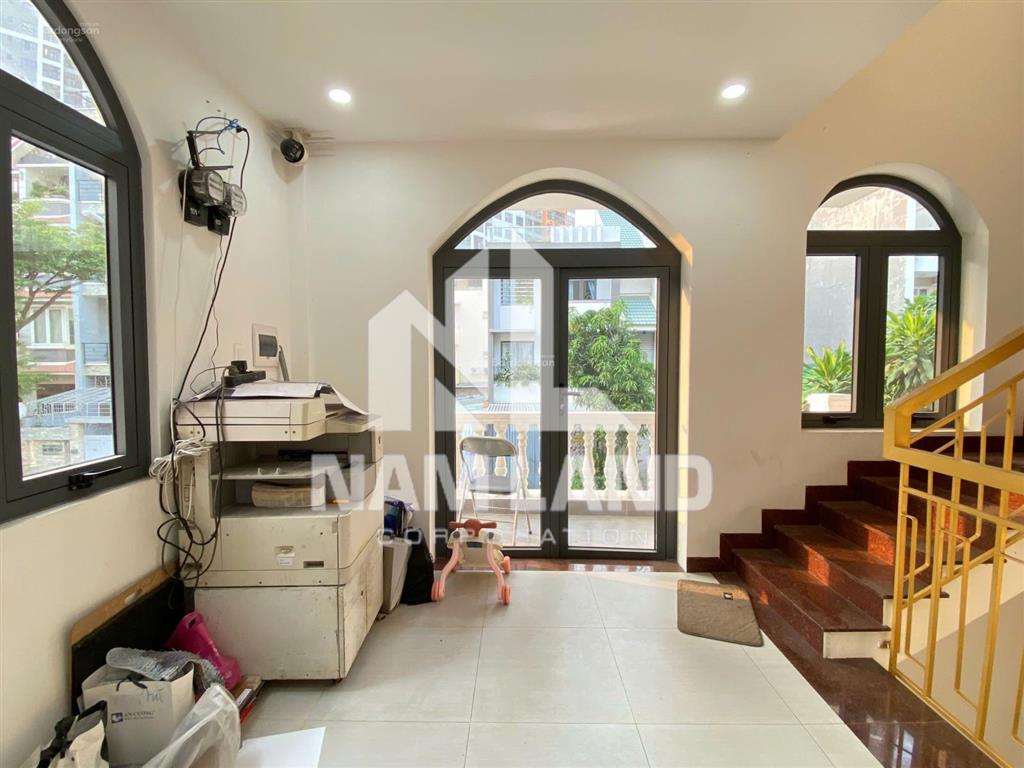 Cho thuê nhà gara 3 lầu 5 phòng trên đường 52 kdc văn minh an phú, gần sông sài gòn