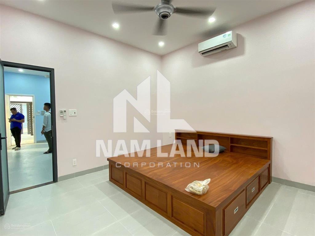 Cho thuê nhà gara 3 lầu 5 phòng trên đường 52 kdc văn minh an phú, gần sông sài gòn