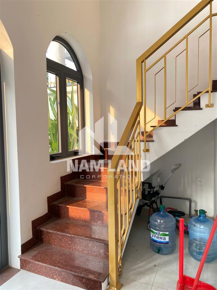 Cho thuê nhà gara 3 lầu 5 phòng trên đường 52 kdc văn minh an phú, gần sông sài gòn