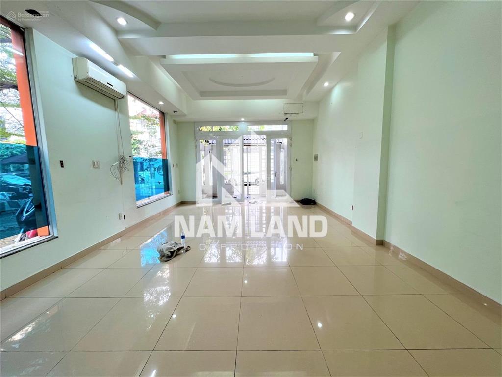 Cho thuê nhà góc 2 mặt tiền gần cục thuế hcm, công viên thanh niên, siêu thị mega market 3 lầu 5 pn