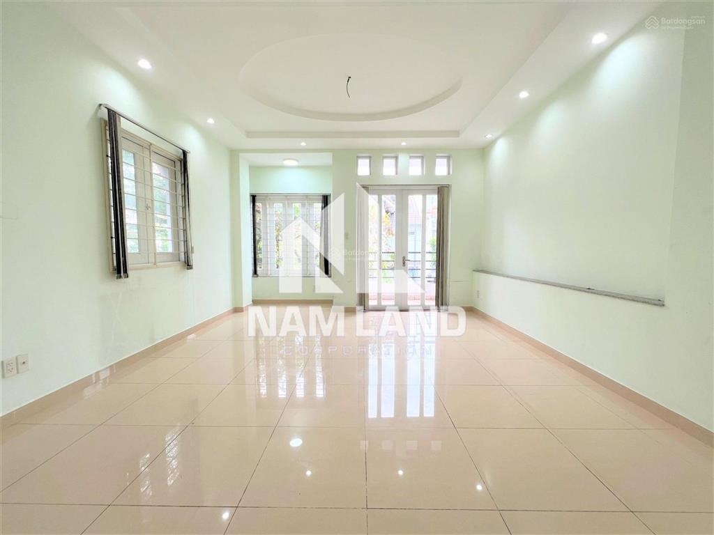 Cho thuê nhà góc 2 mặt tiền gần cục thuế hcm, công viên thanh niên, siêu thị mega market 3 lầu 5 pn