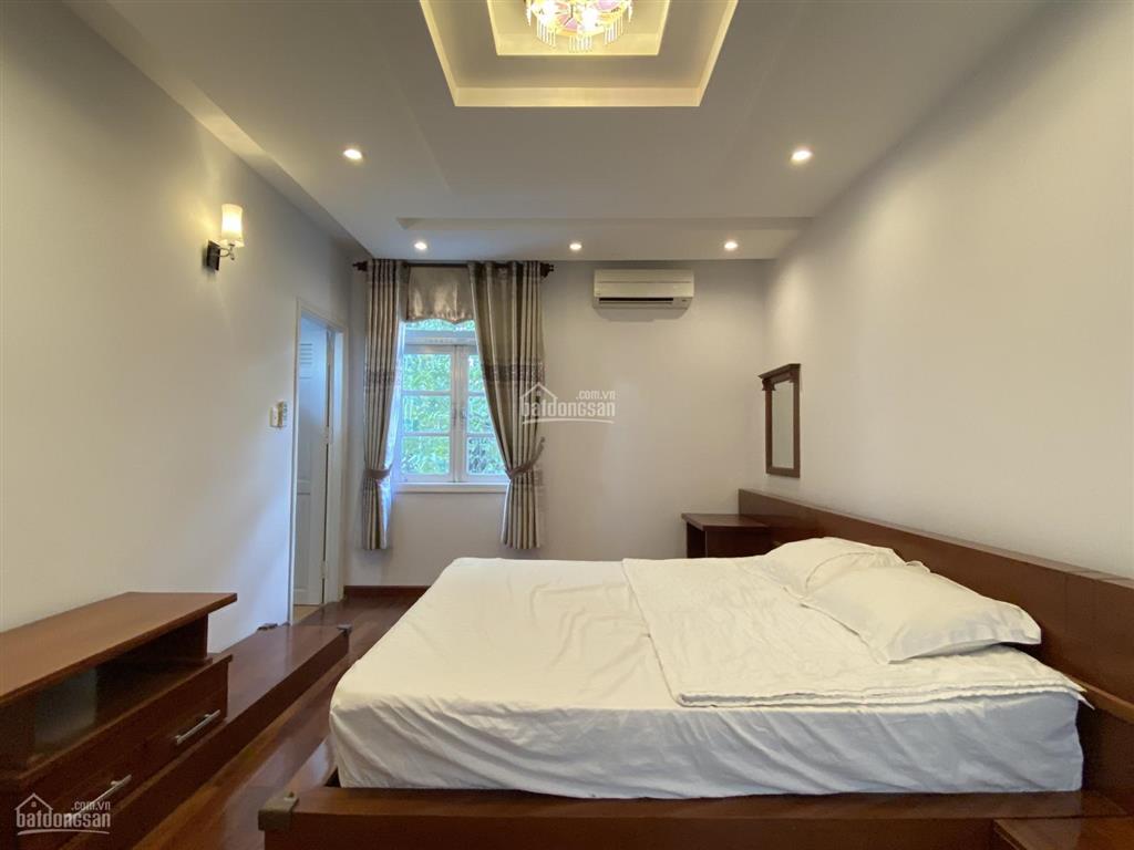 Cho thuê biệt thự quốc hương, p. thảo điền, gara trệt 3 lầu, 4 phòng lớn, giá 50 triệu/tháng