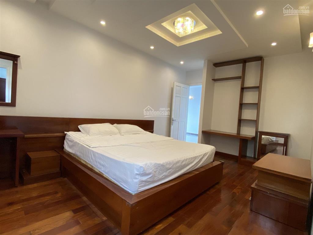 Cho thuê biệt thự quốc hương, p. thảo điền, gara trệt 3 lầu, 4 phòng lớn, giá 50 triệu/tháng