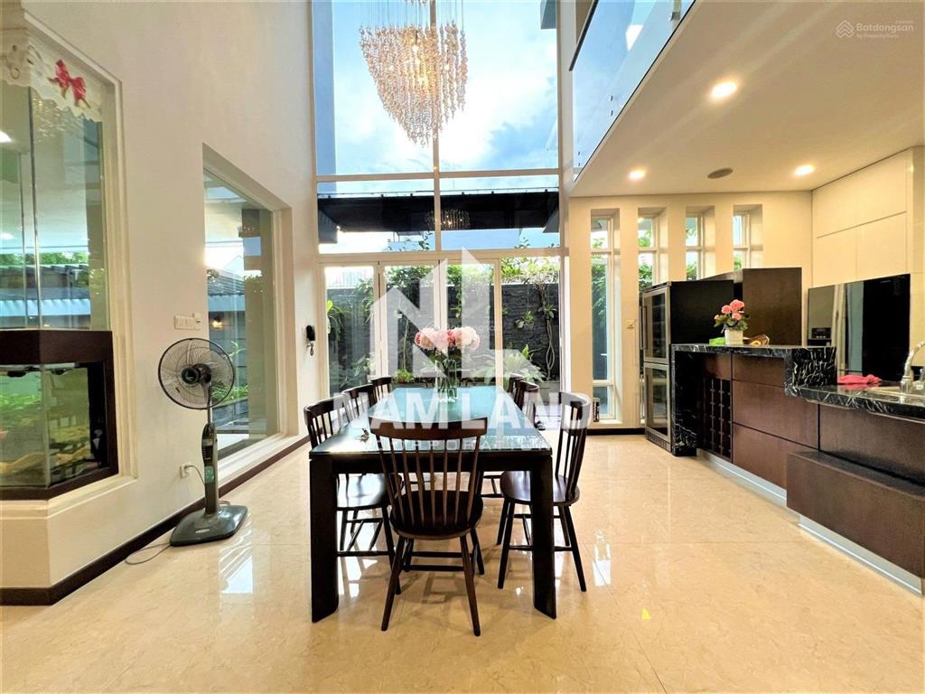 Cho thuê gấp biệt thự tại kdc thế kỉ 21, 65 triệu, 450m2, 5pn, 6wc