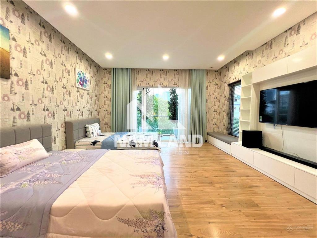 Cho thuê gấp biệt thự tại kdc thế kỉ 21, 65 triệu, 450m2, 5pn, 6wc