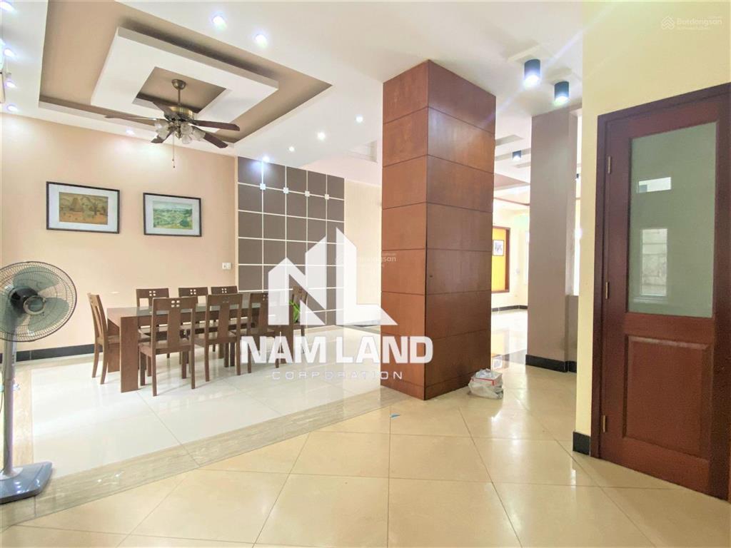 Cho thuê nhà đường đỗ pháp thuận view công viên gara 3 lầu 5 phòng cực lớn để kinh doanh, văn phòng