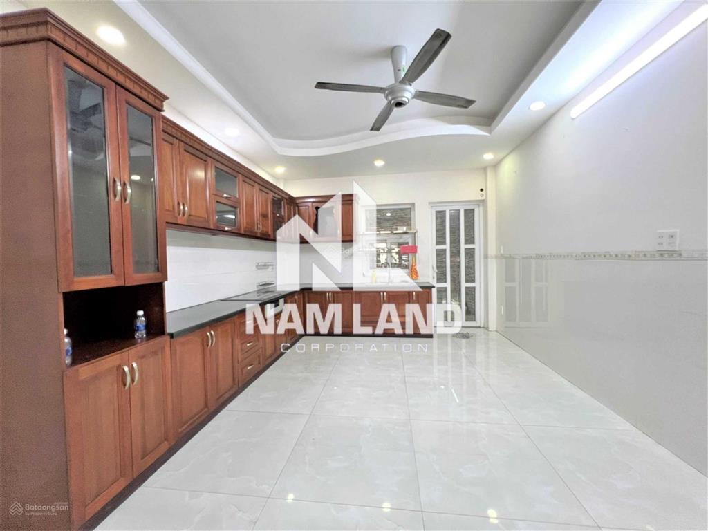 Cho thuê nhà nguyên căn có hầm 3 lầu 4 phòng gần công viên, hồ sinh thái cao đức lân để ở, vp cty
