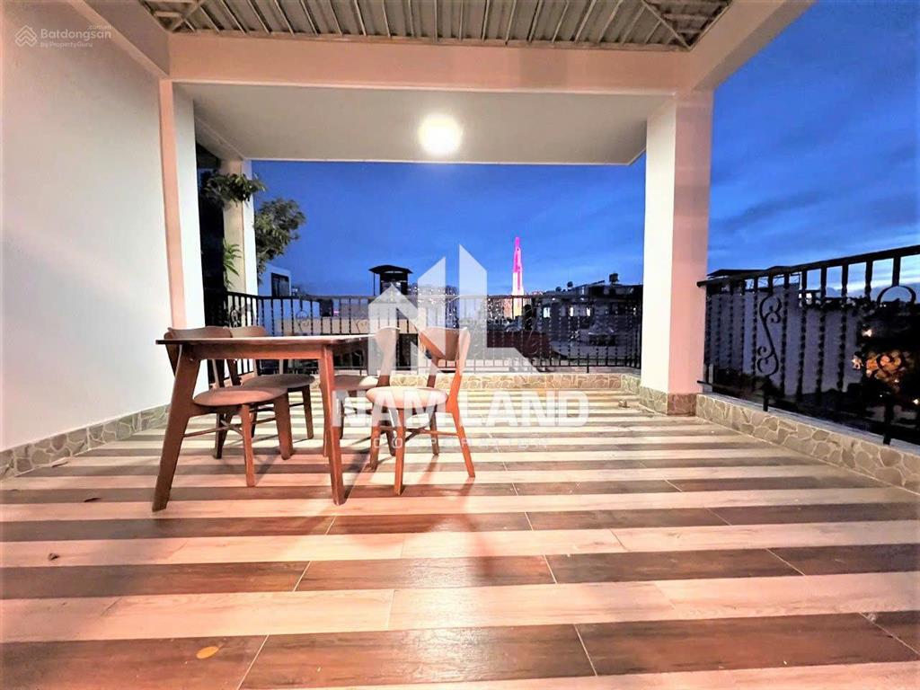 Cho thuê nhà đường 60 phường thảo điền 4 tầng 3 phòng lớn gần chung cư tropic garden