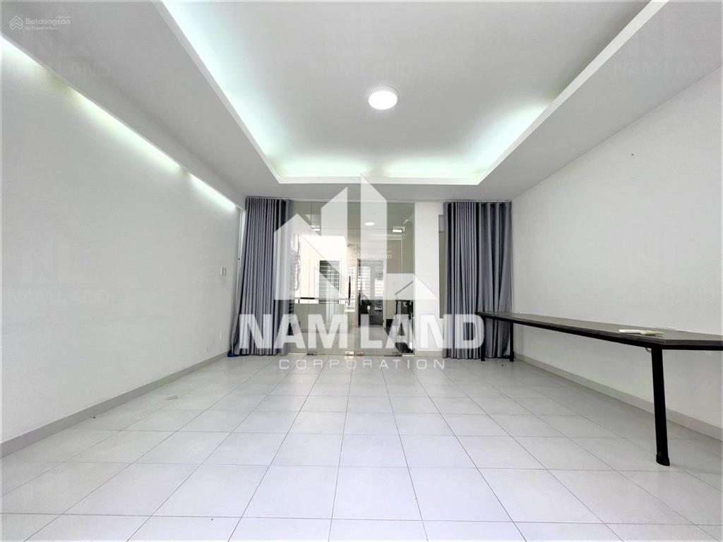 Cho thuê nhà 215 nguyễn văn hưởng sân xe hơi 3 lầu 4 phòng thiết kế hiện đại rất hợp để ở văn phòng
