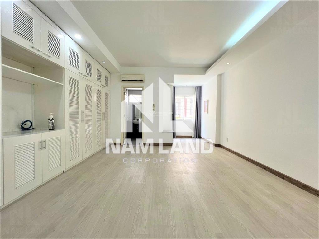 Cho thuê nhà 215 nguyễn văn hưởng sân xe hơi 3 lầu 4 phòng thiết kế hiện đại rất hợp để ở văn phòng
