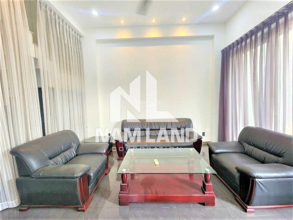 Cho thuê nhà đẹp 405m2 sân vườn rộng, 3 lầu 4 phòng thiết kế hiện đại gần sông sài gòn