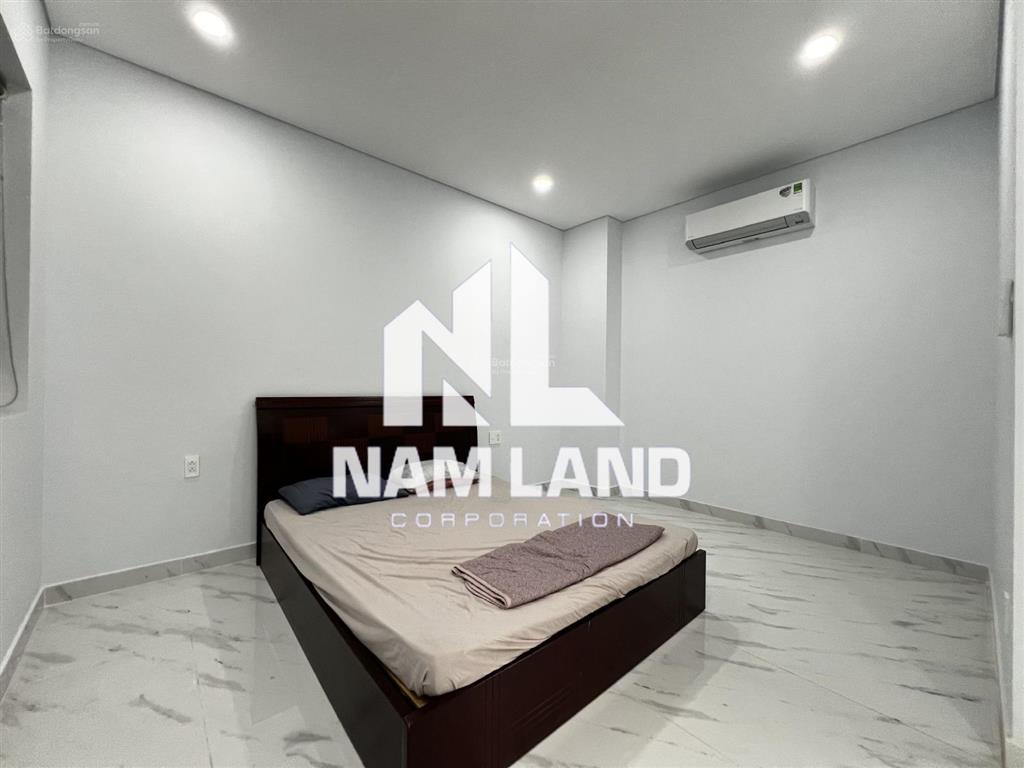 Cho thuê nhà xây mới 100% gần đường đỗ xuân hợp, gara 3 tầng 4 phòng lớn để ởvăn phòng công ty