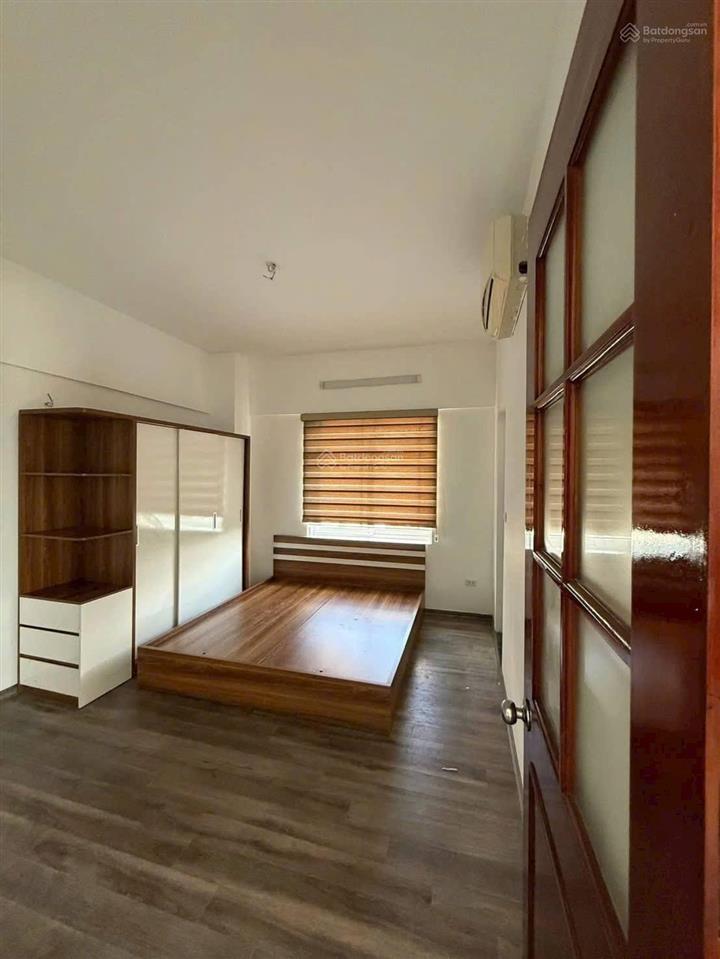 Bán căn hộ chung cư 2pn giá cực chất 4,3 tỷ, 75,5m2 tại việt hưng, long biên, hà nội