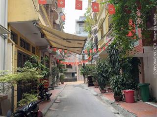 Bán nhà ngõ 19 kim đồng 61m2, mt 4.6m chỉ 23 tỷ, vỉa hè ô tô tránh, kinh doanh