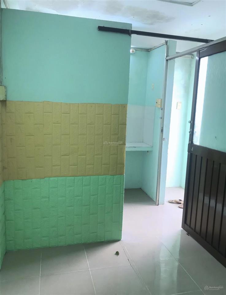 Phòng trọ sinh viên giá rẻ phạm văn chí q6  10m2  1tr6/tháng