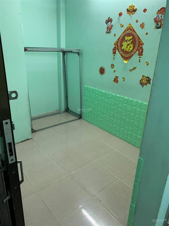 Phòng trọ sinh viên giá rẻ phạm văn chí q6  10m2  1tr6/tháng