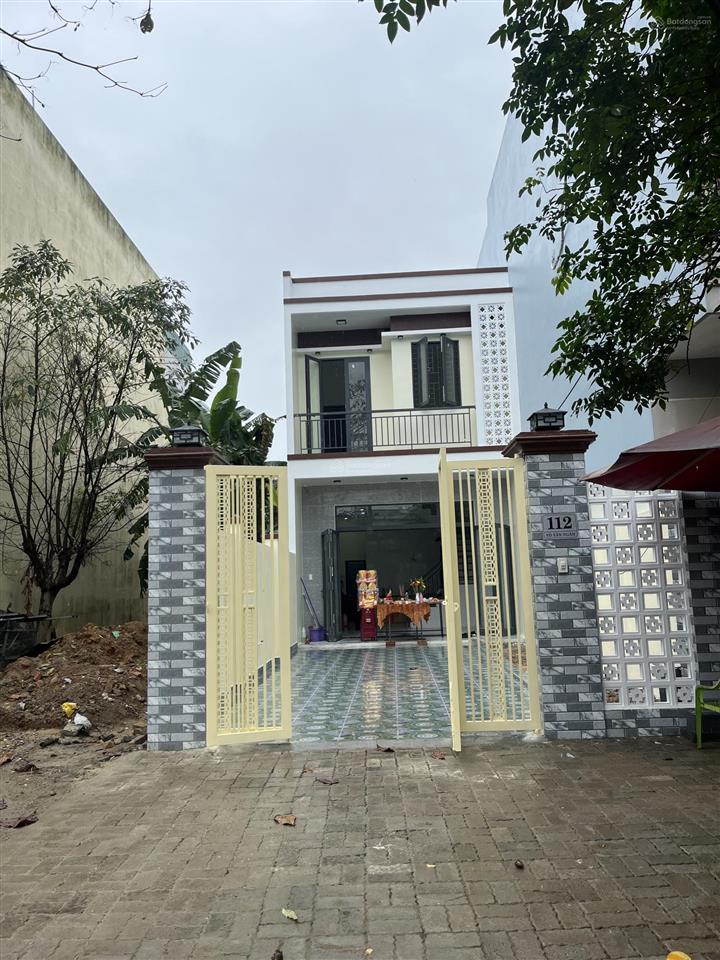 Cho thuê nhà riêng cao cấp, mới xây xong tháng 01/2025 gồm
3pn, 2wc, 1110m2 tại số 112 đường võ văn