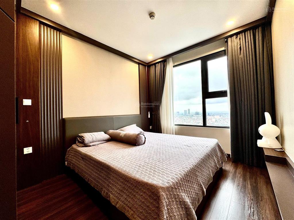 Hot căn 2n2wc giá hời, full đồ đẹp tầng cao view thoáng, chi việc xách vali về ở, đã có bìa