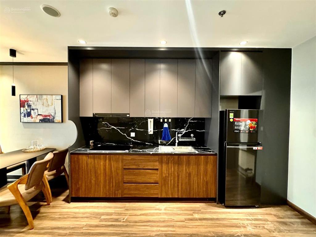 Hot căn 2n2wc giá hời, full đồ đẹp tầng cao view thoáng, chi việc xách vali về ở, đã có bìa