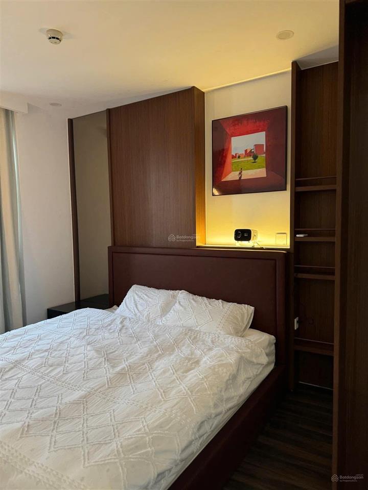 Hot bán gấp giá cực tốt căn 2pn đẹp toà tulip, đã có bìa, full đồ đẹp, dòng tiền thuê 10tr/th