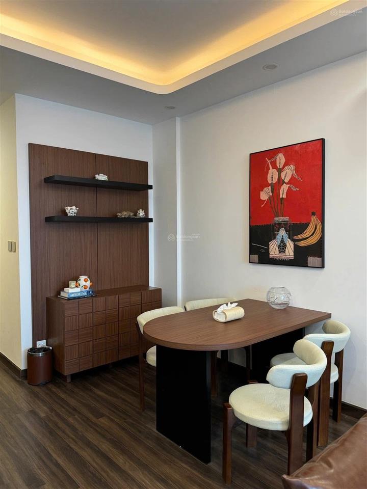 Hot bán gấp giá cực tốt căn 2pn đẹp toà tulip, đã có bìa, full đồ đẹp, dòng tiền thuê 10tr/th