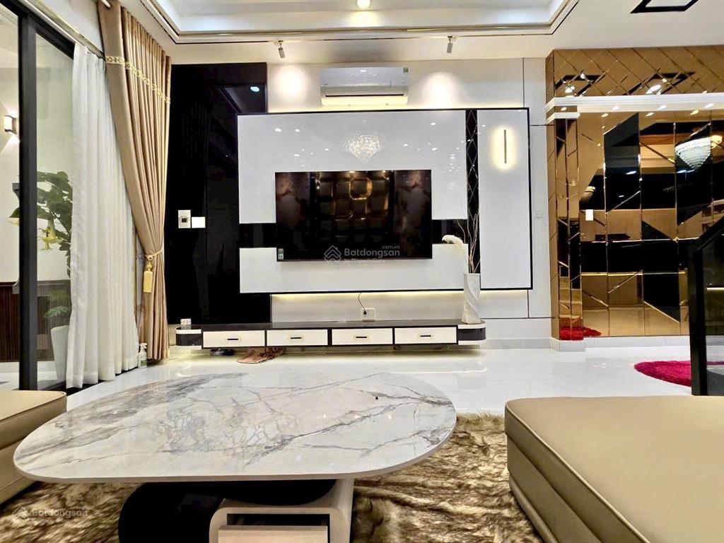 Nhà phố chính chủ 4,3x19m huỳnh tấn phát, nhà bè