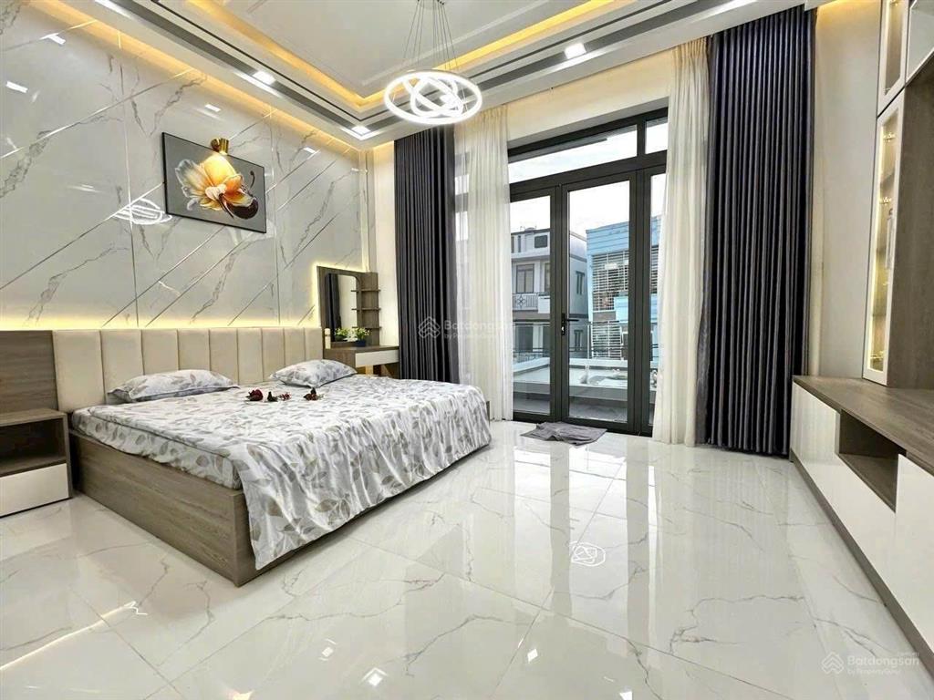 Nhà phố chính chủ 4,3x19m huỳnh tấn phát, nhà bè