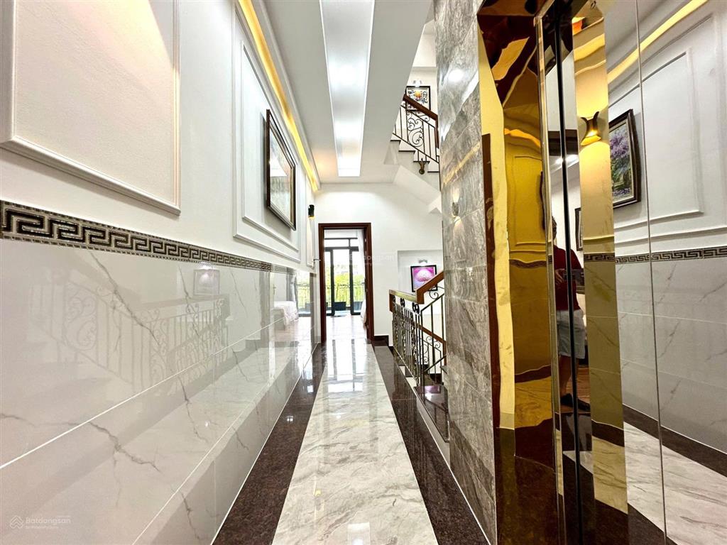 Nhà phố 4 tầng có thang máy huỳnh tấn phát nhà bè
